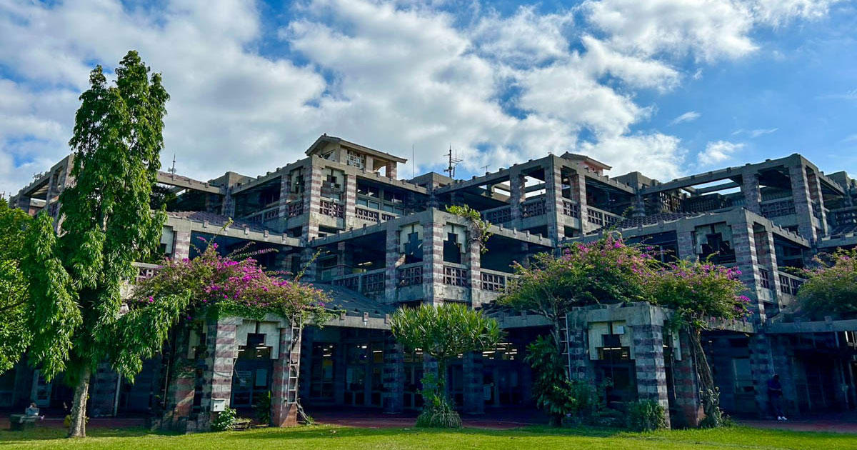 沖縄名建築探訪【八清の自由研究2023 その6】｜スエヒロガリ-八清Web