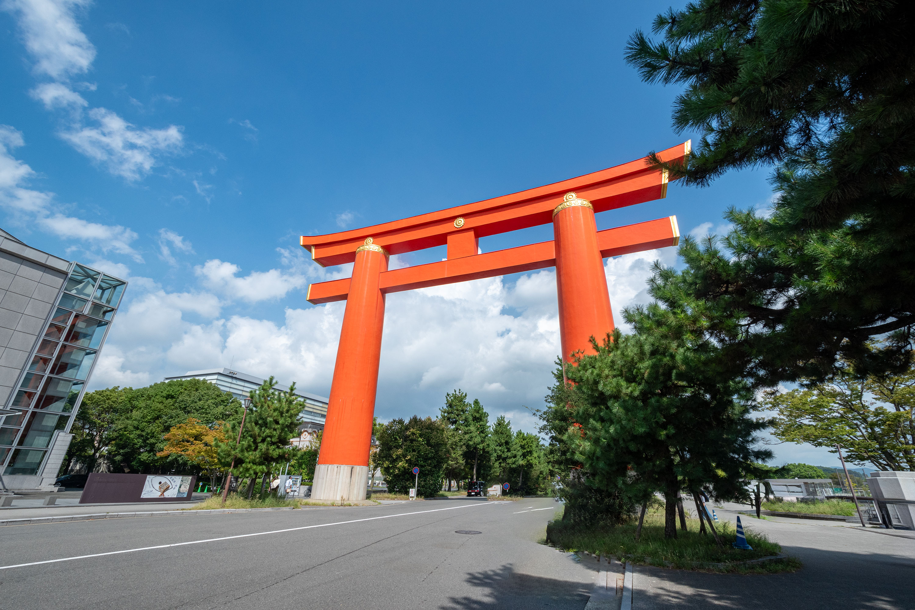 平安神宮の大鳥居
