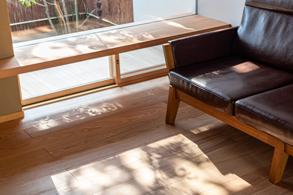 坪庭に面した窓