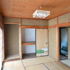 リ・ストック住宅：吉田山 窓景の家　改装前