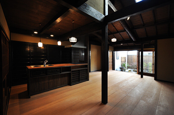 西陣の織屋建