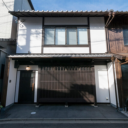 二条駅北側の改修済京町家