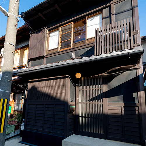 小さな畑と過ごすいえ