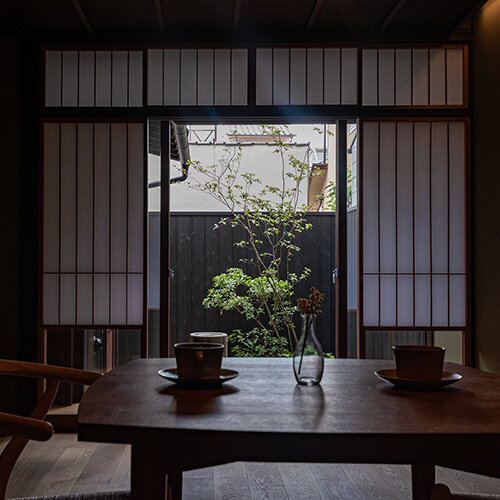 影が映える京町家