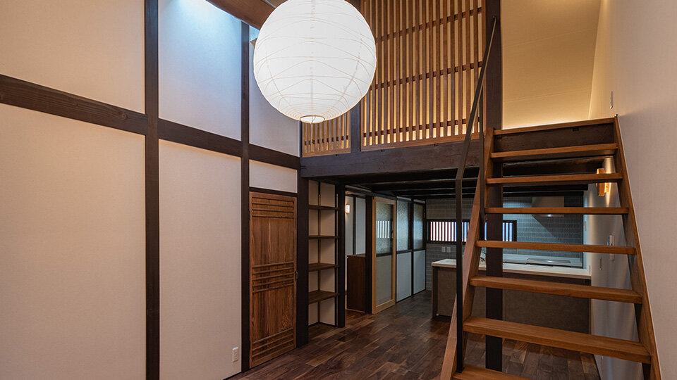 ロフト付きの京平屋