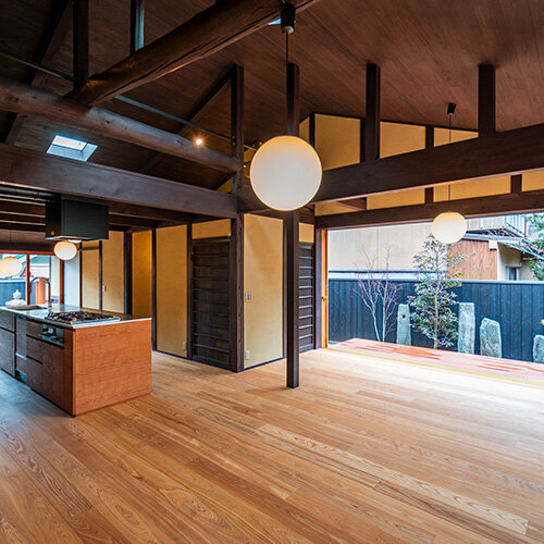 風光うつろう古民家