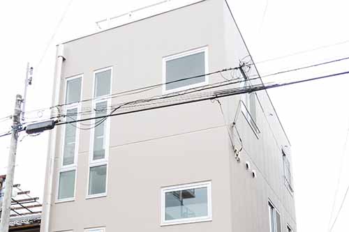 改装前の写真_屋上のある鉄骨三階建ての家