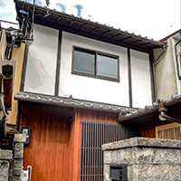 町家らしい佇まいの外観