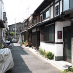 物件前の路地の様子