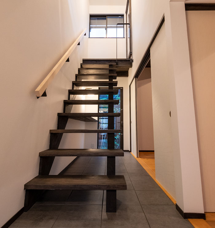 吹き抜けの写真_路地に灯る町家 ― 東山光彩 ―（京都市東山区三盛町）